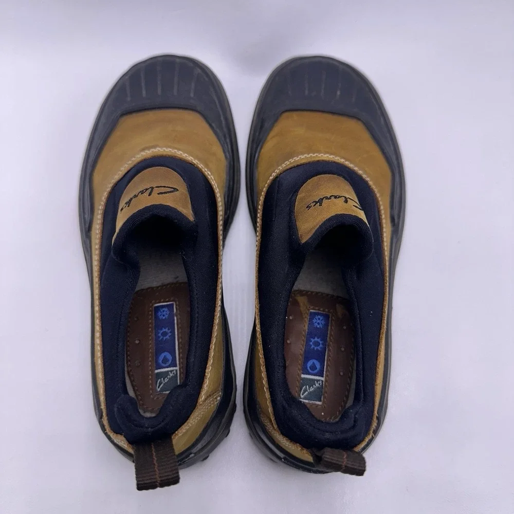 Clarks Muckers Slip on Duck BOOTS Women Size 7m Leather Waterproof Moccasins